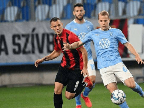 比分分析选手爆冷获胜,专家预测失准 比分分析选手爆冷获胜,专家预测失准