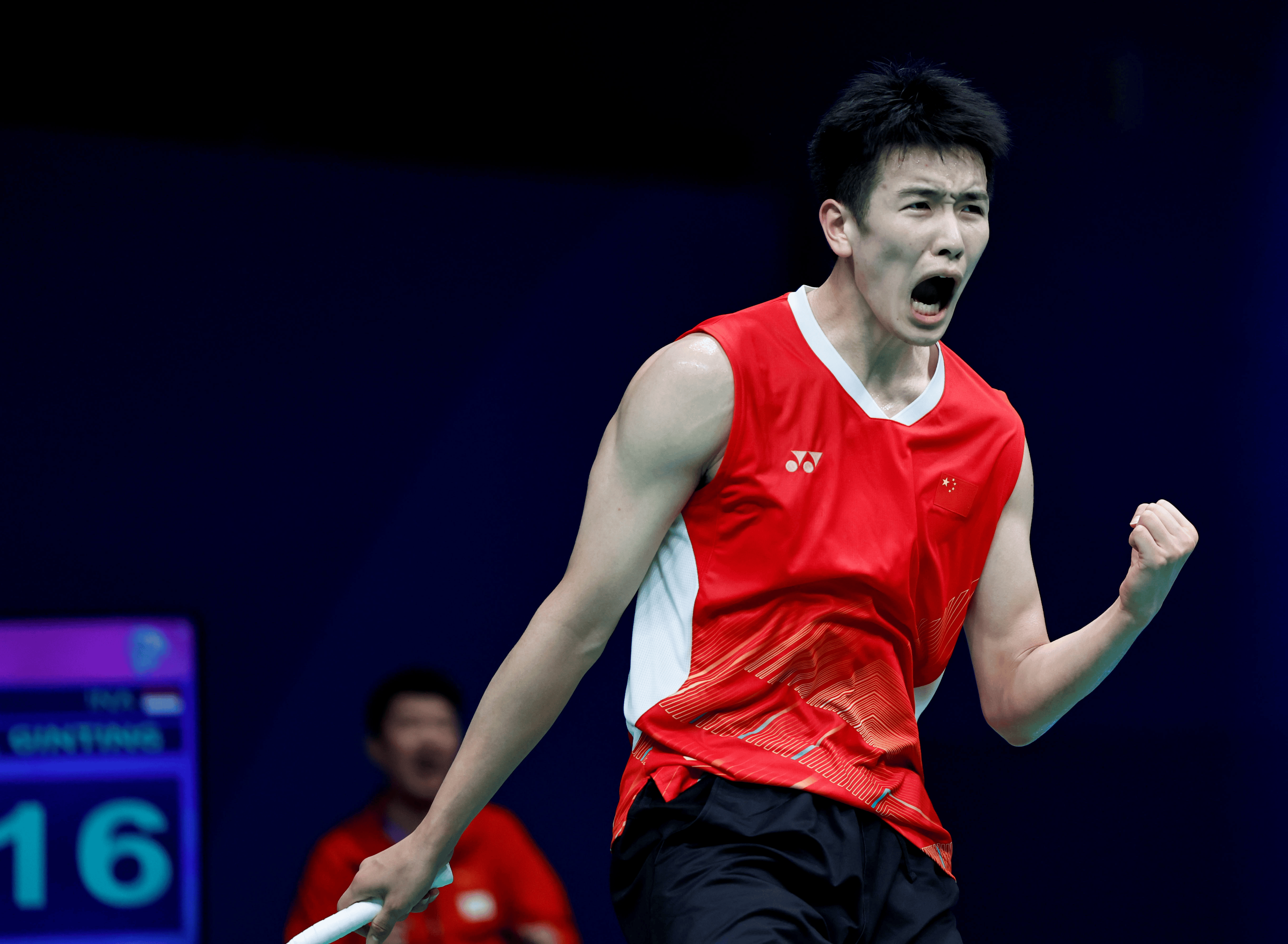 关于印尼队横扫马来西亚队，石宇奇点燃赛场的信息