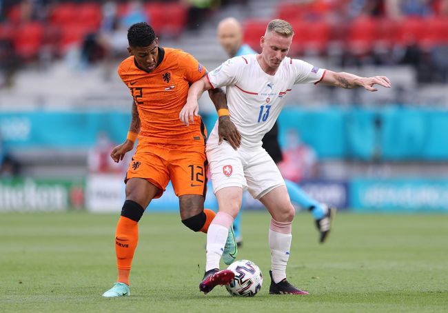 丹麦完胜中国,迪马利亚刷新纪录 丹麦完胜中国,迪马利亚刷新纪录