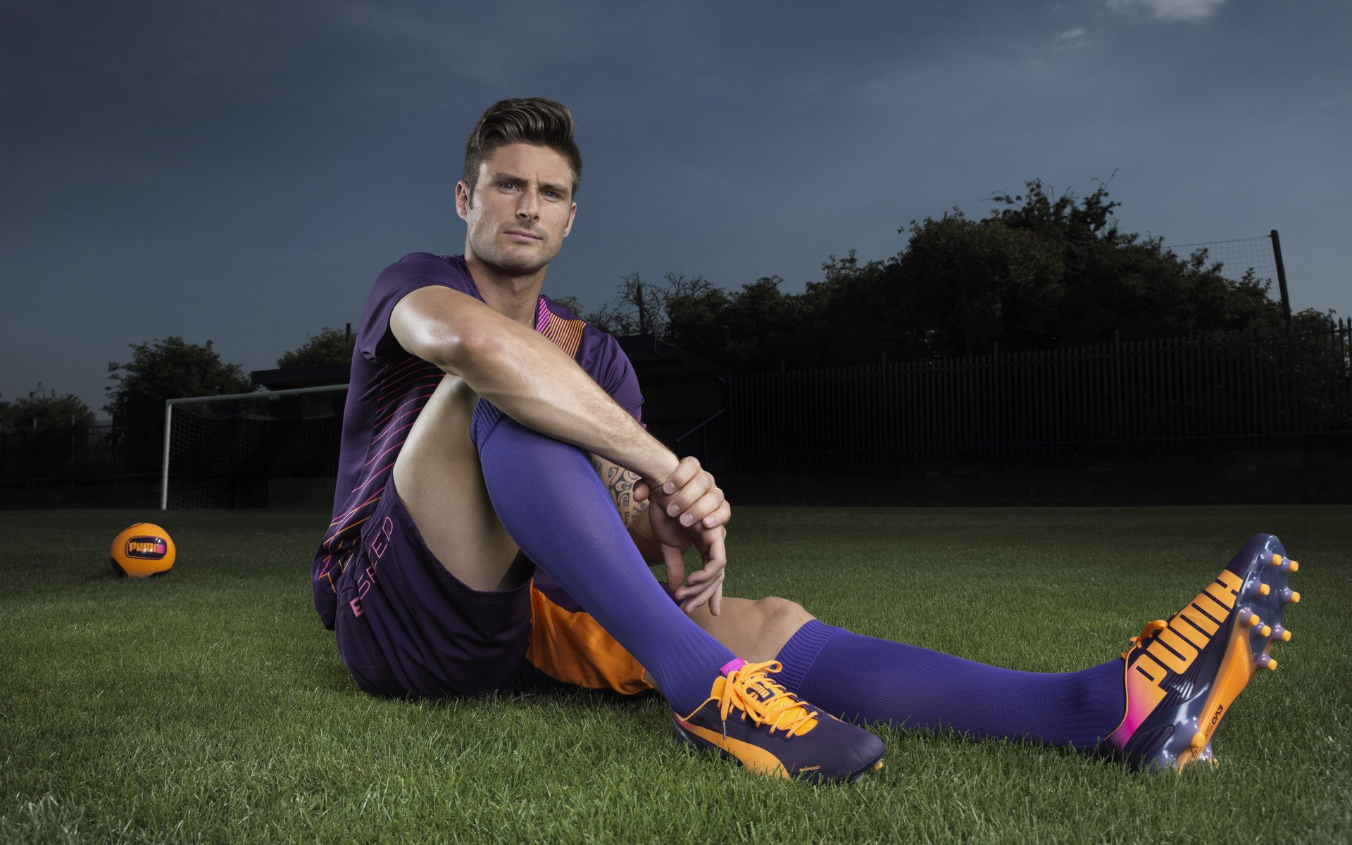 超维折叠，当塞维利亚铁血点燃东决战场，久保建英的篮球足球二重奏