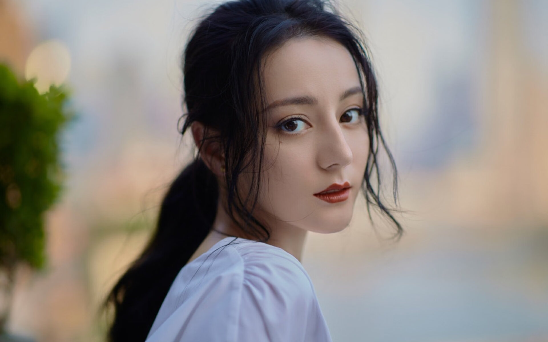 德甲的战争，不止在球场